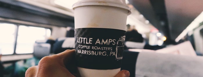 Little Amps Coffee Roasters is one of Orte, die Tierney gefallen.