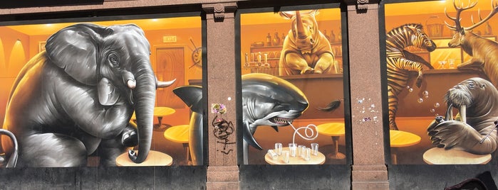 Argyle Street Cafe Mural is one of GLW.