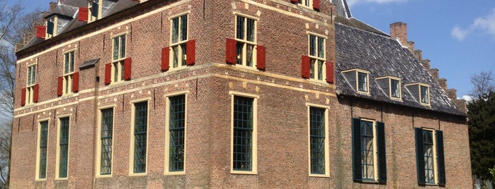 Kasteel Wijenburg is one of kastelen en andere historische locaties.