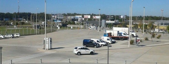 TCU Terminal de Cargas Uruguay is one of Tempat yang Disukai Ana.