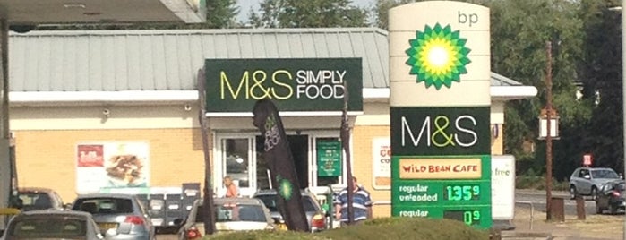 M&S Simply Food is one of NOT mayor.