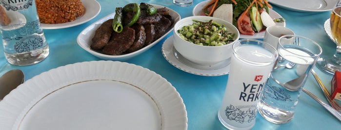 Başaran Restaurant is one of Orte, die K G gefallen.