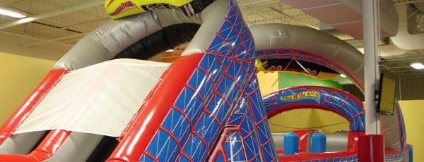 Jump Zone Buffalo Grove is one of Consta’s Liked Places.
