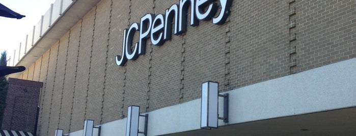 JCPenney is one of Lieux qui ont plu à Ryan.