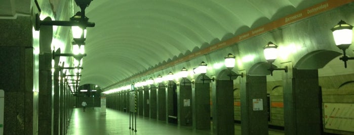 Метро «Достоевская» is one of Станции метро Петербурга.
