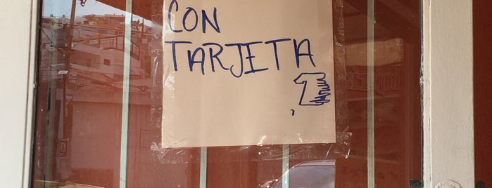 Tortas Ahogadas Cesar is one of Lugares Queretaro.