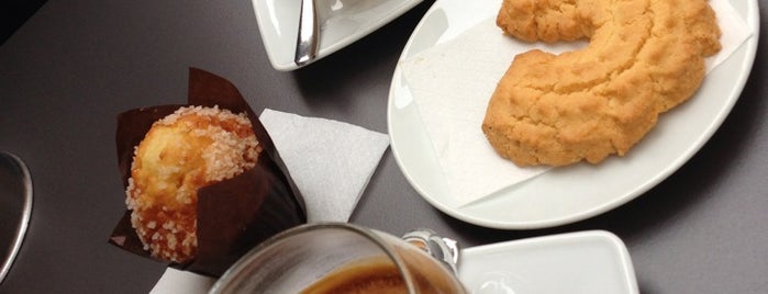 Caffe & Caffe is one of Lago di Como.