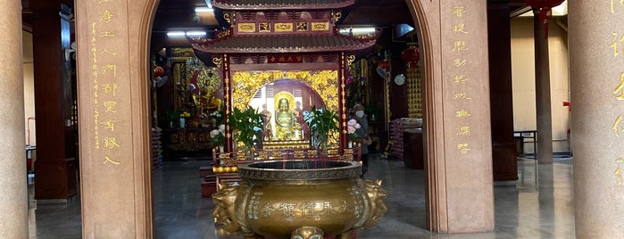 Buddhist Temple in Manila