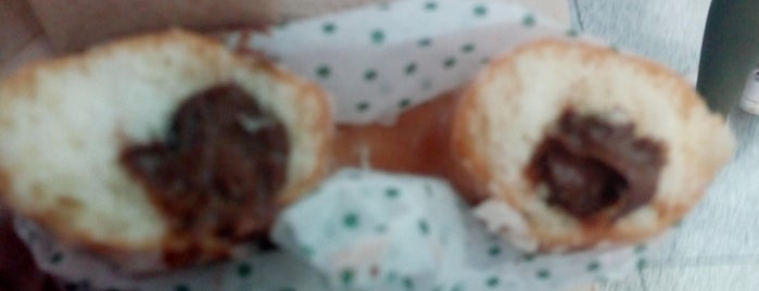 Krispy Kreme is one of Favorite Comida.