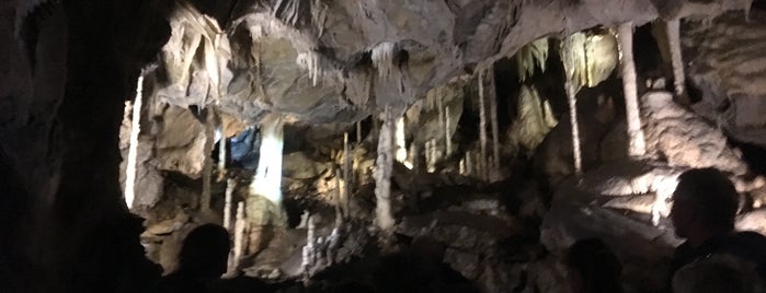 Atta-Höhle is one of Survivalsauerland.