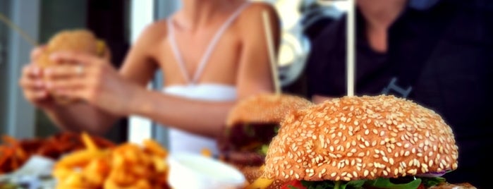 Schiller Burger is one of N.: сохраненные места.