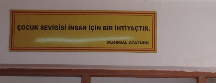 Ahmet Rasim İlköğretim Okulu is one of Ergun : понравившиеся места.