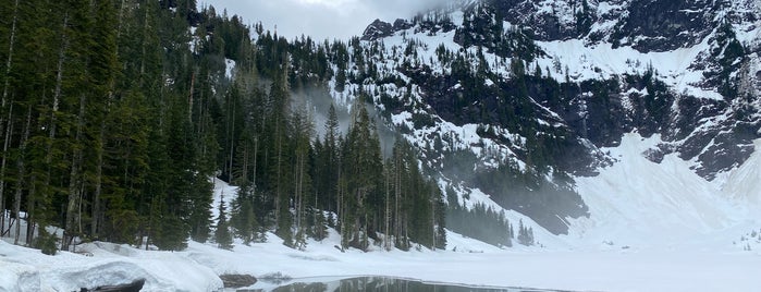 Lake Twentytwo Trail is one of Lieux qui ont plu à Sheena.