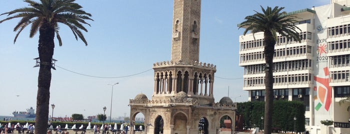 Konak Meydanı is one of 2019 Yaz Tatili - EGE seyahati.