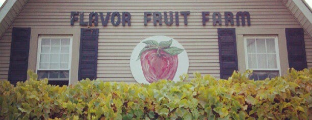 Meckley's Flavor Fruit Farm is one of Locais salvos de Anthony.