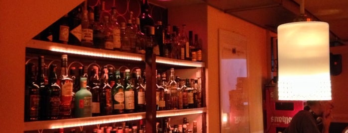 Die Bar is one of Lieux sauvegardés par Adam.