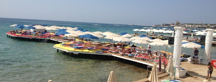 Medusa Beach Club is one of Lieux qui ont plu à Elif 🦋.