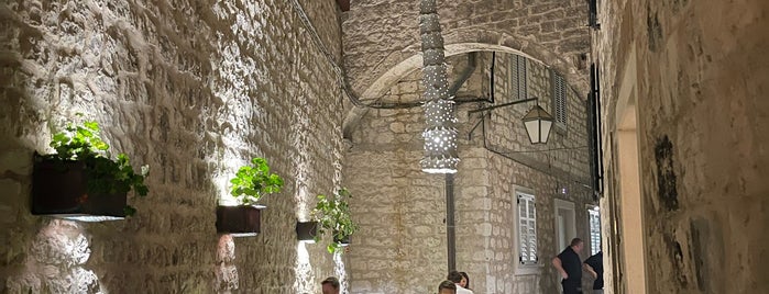Restaurant Giaxa is one of Croatia-Montenegro.