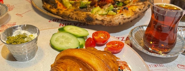 Local Food Drink Enjoy Cafe is one of Antalya.