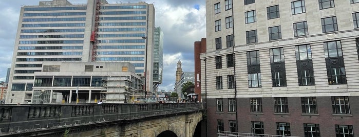 Blackfriars Bridge is one of Manchester.