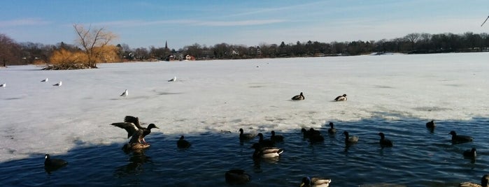 Jamaica Pond is one of Boston - Weekend.