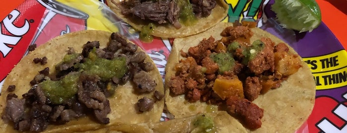 Tacos El Alamillo is one of Must-visit Taco Places in Durango.