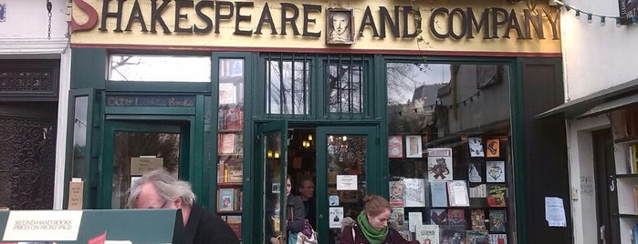 Shakespeare & Company is one of [Best of] Libraries.