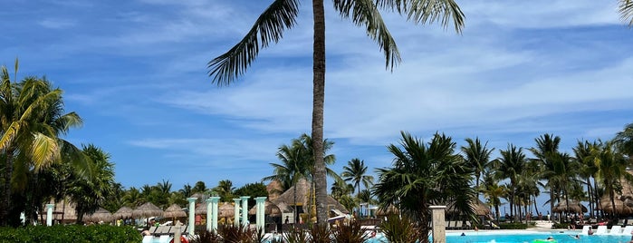 Grand Palladium Colonial Resort & Spa is one of Tulum.