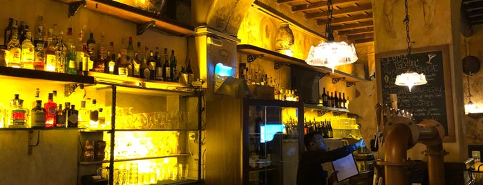 Antica Enoteca is one of Ali's Saved Places.
