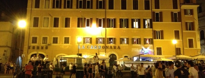 La Carbonara is one of สถานที่ที่ Luca ถูกใจ.