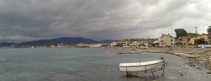 Urla İskele is one of สถานที่ที่ Umay ถูกใจ.