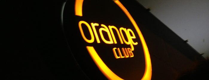 Orange Club is one of Bailantas.