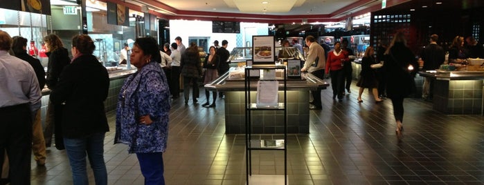 The Gallery Café is one of Chesterさんのお気に入りスポット.