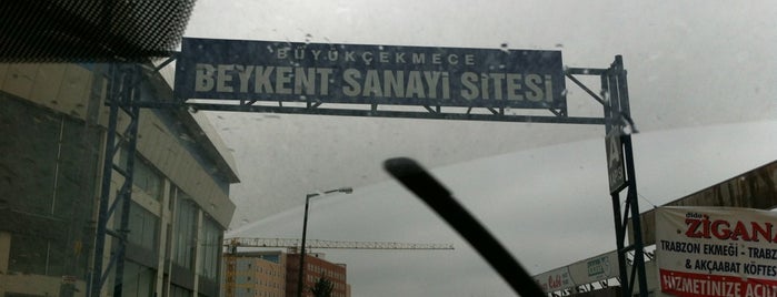 Beykent Sanayi Sitesi is one of Locais curtidos por veysel.