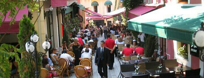 Asmalı Mescit is one of Restaurants, Cafes, Clubs in Istanbul.