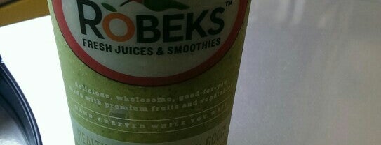 Robeks Fresh Juices & Smoothies is one of สถานที่ที่ Ganesh ถูกใจ.