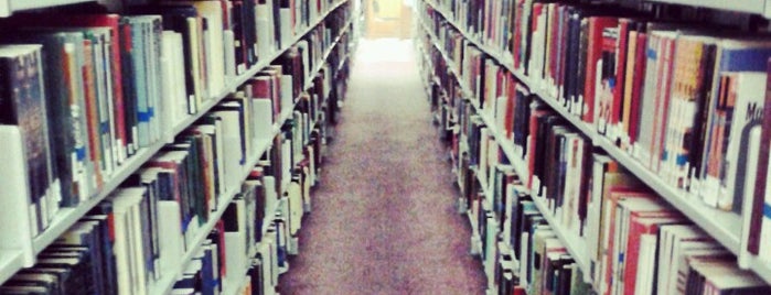 University of Dundee Library is one of Kurtis : понравившиеся места.