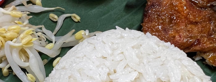 Nasi Ayam Hainan is one of Makan @ Utara #10.