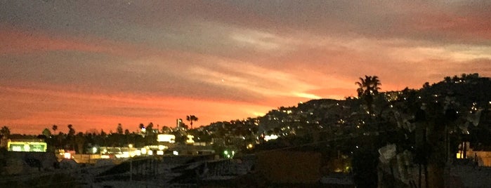 Sunset And Crescent Heights is one of Sunset/Hollywood.
