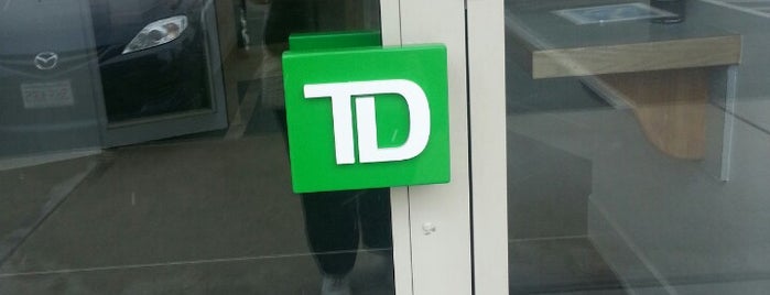 TD Bank is one of Tempat yang Disukai Zoë.