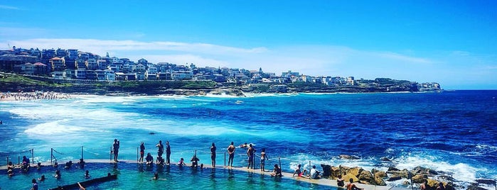 Bronte Baths is one of Places to Swim 🏊🏼.