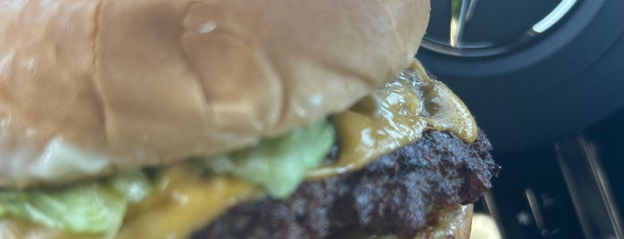 David's Burgers is one of Lugares guardados de Nichole.