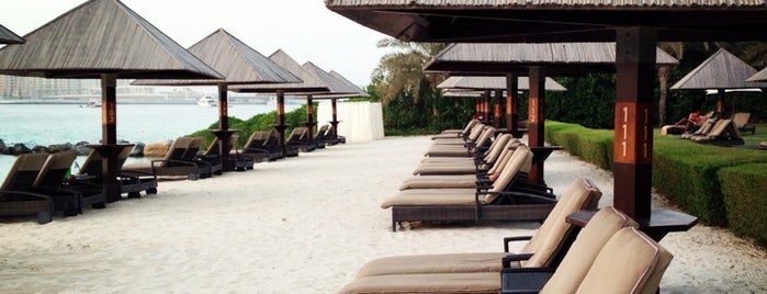 Le Méridien Mina Seyahi Beach Resort & Marina is one of Tempat yang Disimpan Anastasiya.