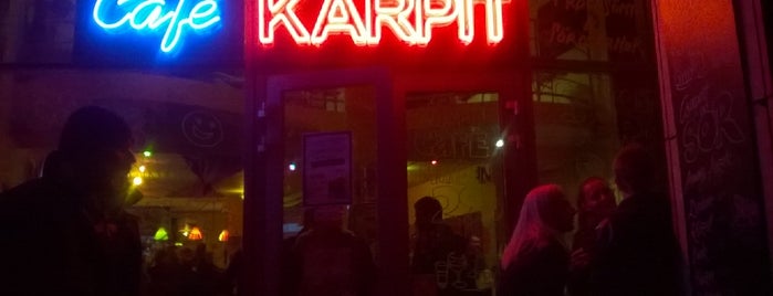 Kárpit Cafe is one of miért.