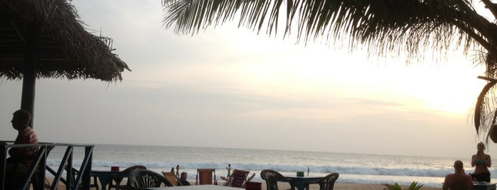 Palm Beach Hotel is one of Lugares favoritos de Marko.