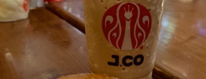 J.Co Donuts & Coffee is one of Yummyyy Food.