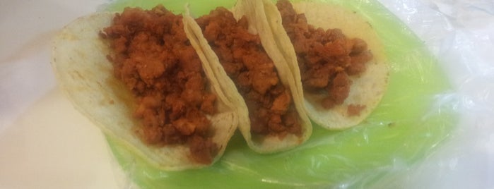 Tacos La Mexicanita is one of BARS I RESTAURANTS REUS.