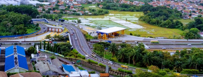 Gerbang Tol Tangerang is one of Gerbang Tol.