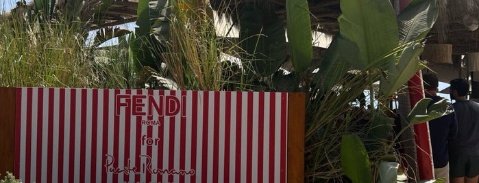 Fendi Beach Resort is one of Mar Day.