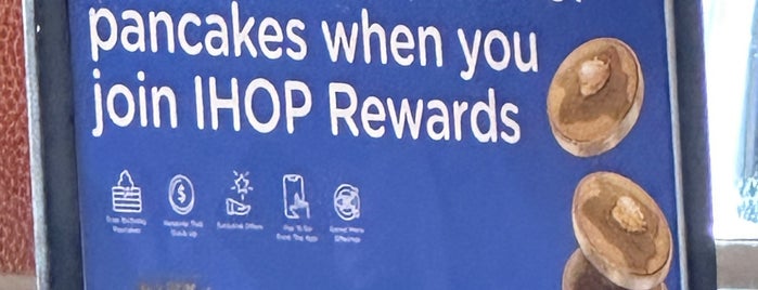 IHOP is one of The 13 Best Places with Wifi in Santa Clarita.